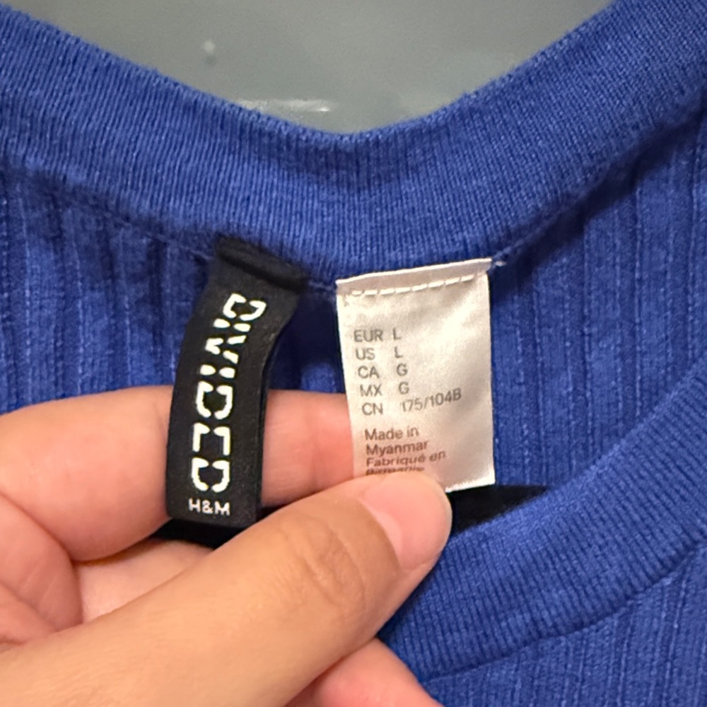 Divided Royal Blue Ribbed Tank - Picture 2 of 4